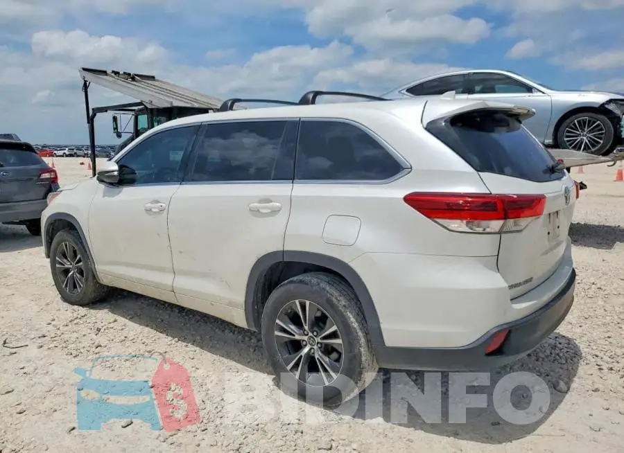 5TDZZRFH8JS247876 Photo# 2