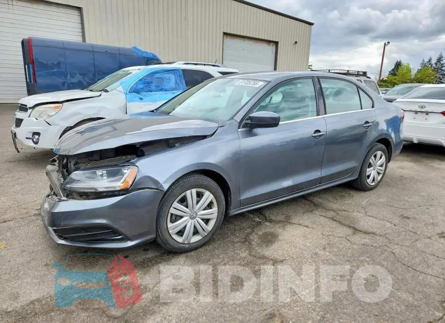 3VW2B7AJ2HM276592 Photo# 1
