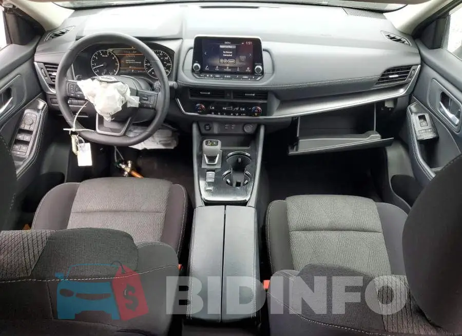 5N1BT3BA1SC838333 Photo# 8
