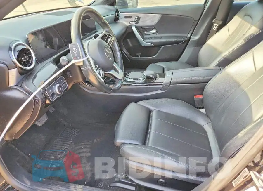 WDD3G4FB3LW037981 Photo# 7