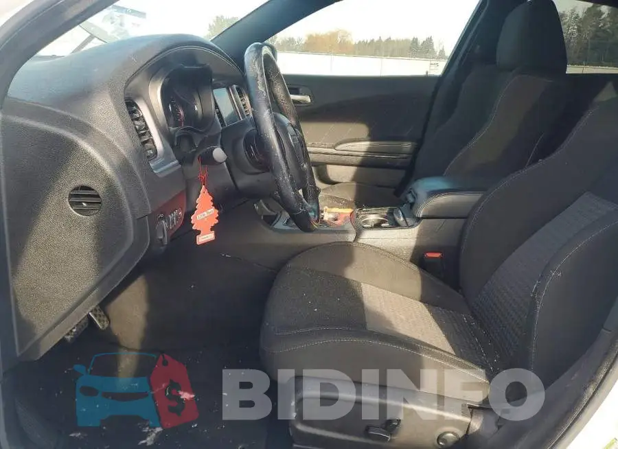 2C3CDXMG4PH599478 Photo# 7