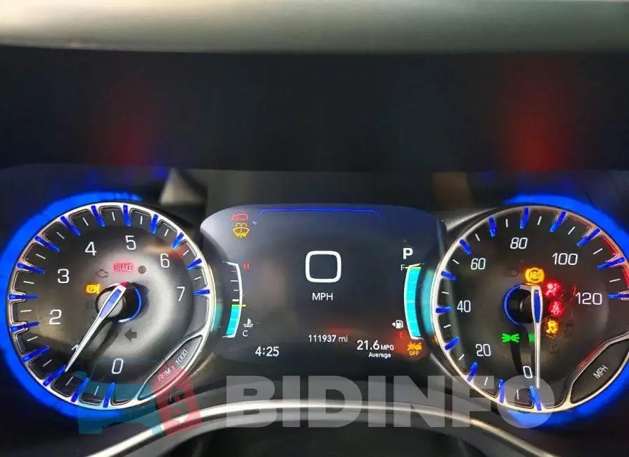 2C4RC1BGXMR559176 Photo# 9