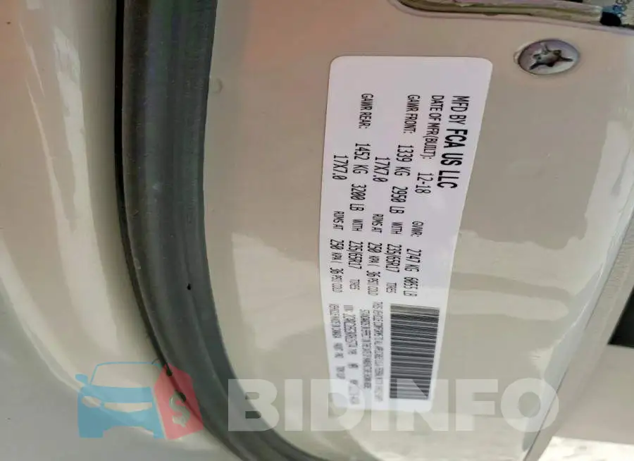 2C4RC1EG3KR615774 Photo# 14