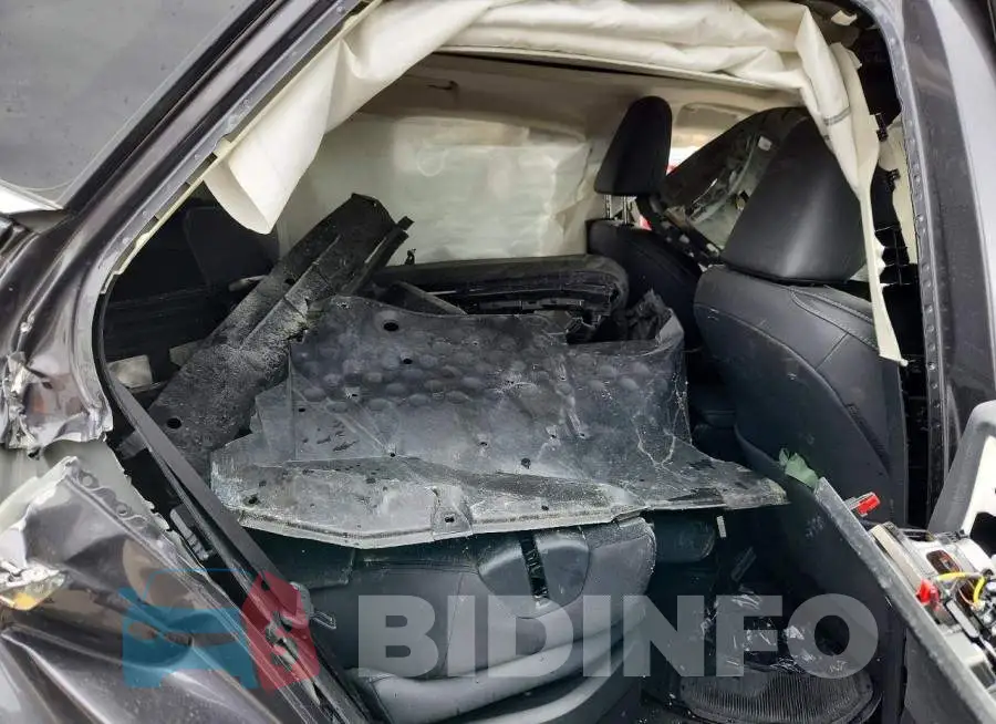 JTJHKCEZ3R2019260 Photo# 11