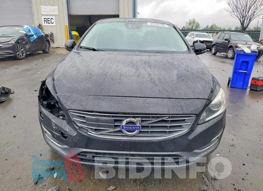 LYV402TM6HB128639 Photo# 5