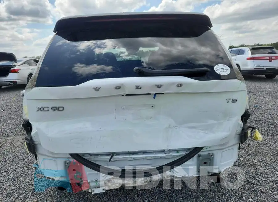 YV4102CK9M1715580 Photo# 6