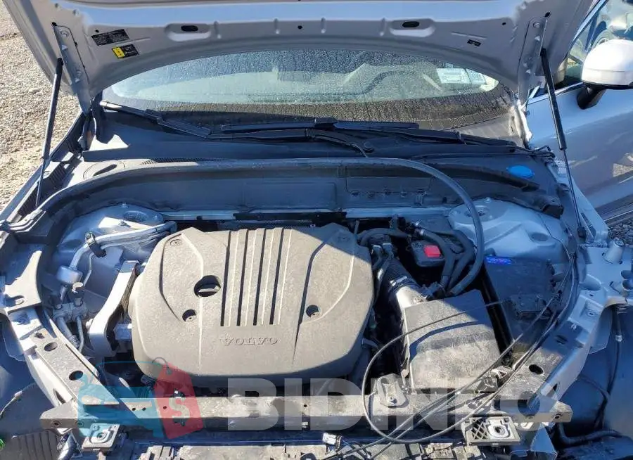 YV4L12RNXP1376288 Photo# 12