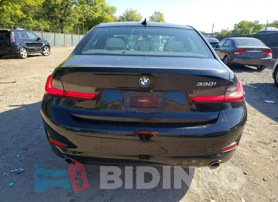 3MW5R1J03L8B24187 Photo# 6
