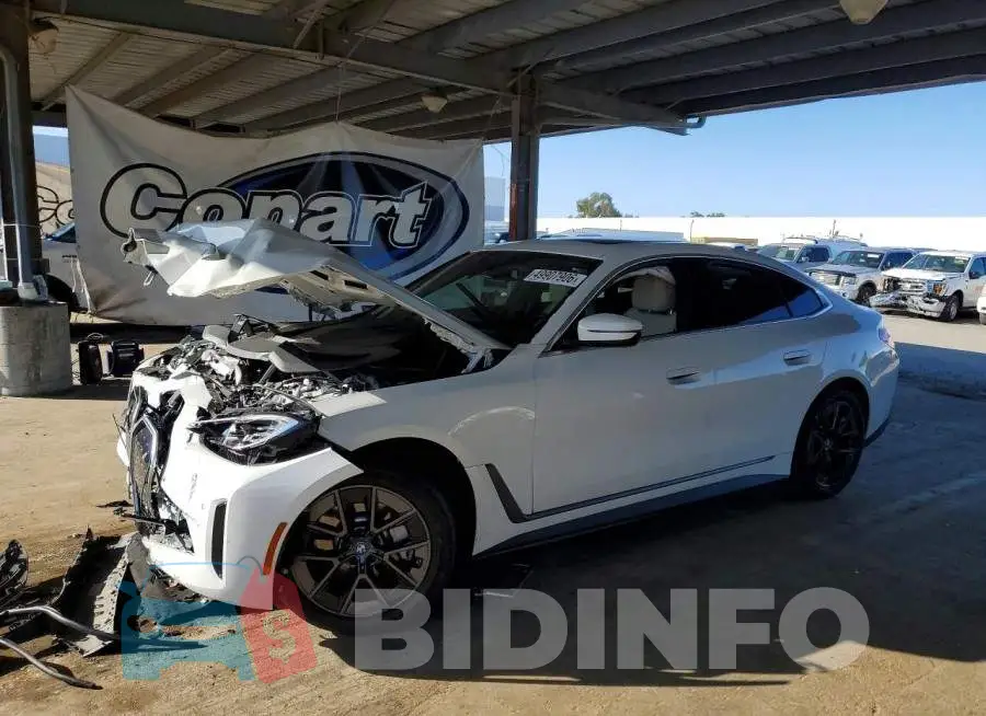WBY43AW05RFS74809 Photo# 1