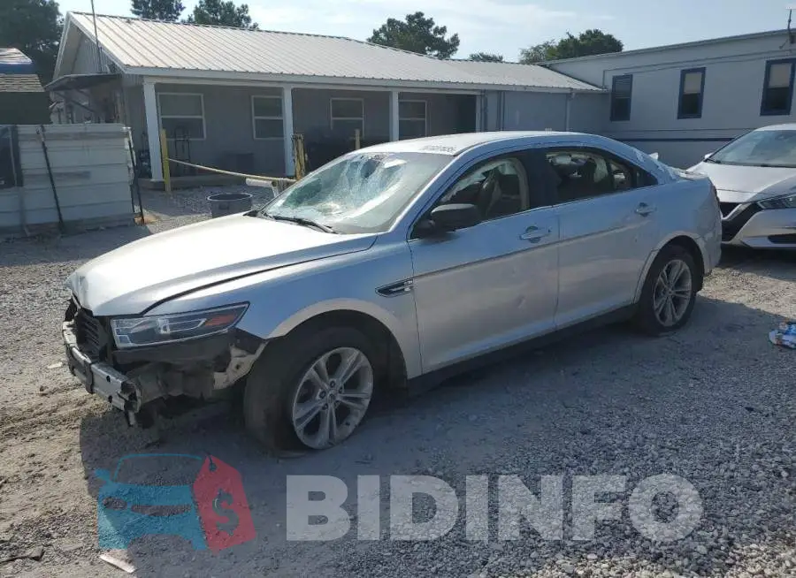 1FAHP2D82JG125476 Photo# 1