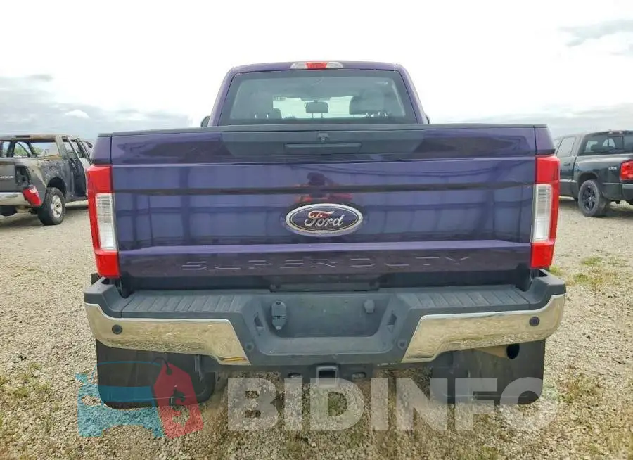 1FT7W2B60JEB60507 Photo# 6