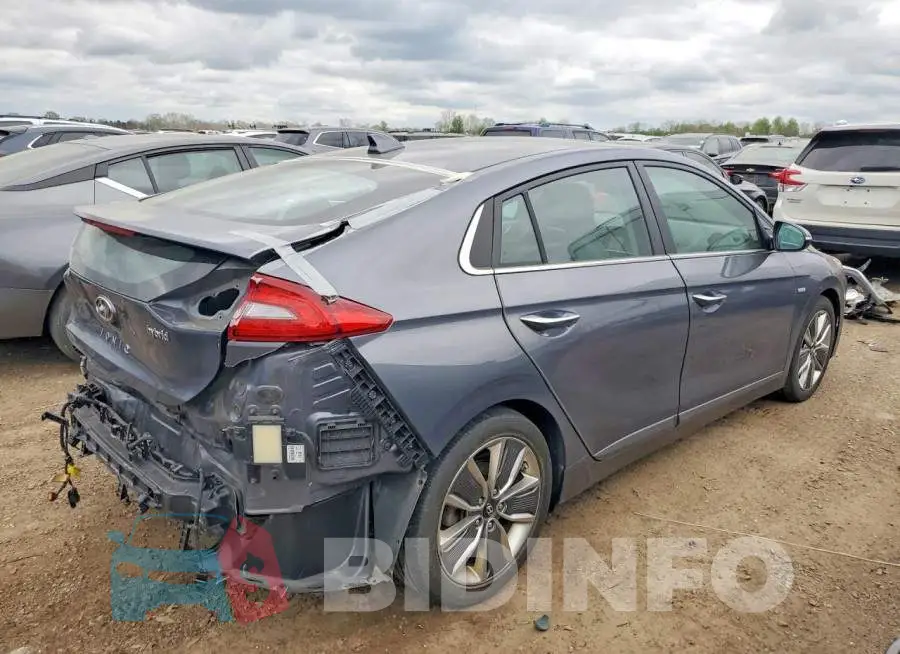 KMHC05LC1HU020449 Photo# 3