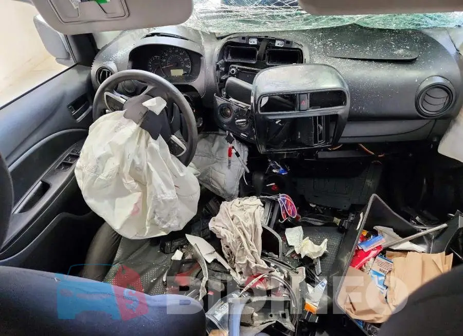 ML32F3FJ9KHF18997 Photo# 8
