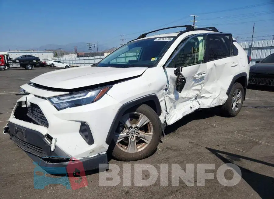 JTMW1RFV1PD105048 Photo# 1