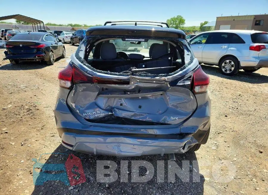 3N1CP5DV1PL567698 Photo# 6