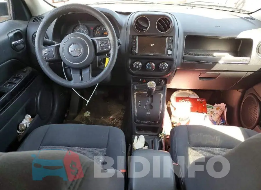 1C4NJPBB0HD131136 Photo# 8