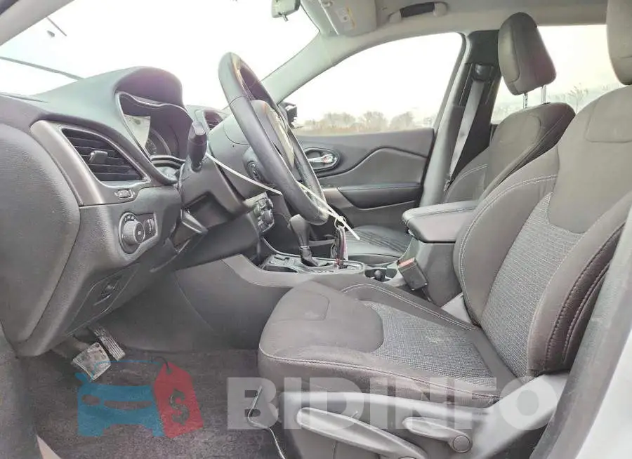 1C4PJLCBXKD164801 Photo# 7