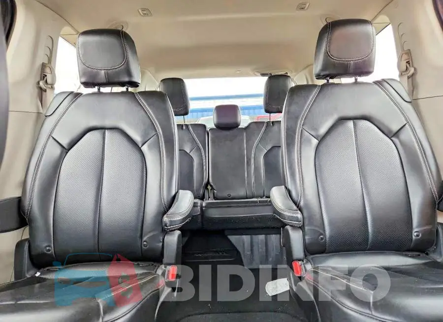 2C4RC1DGXLR265823 Photo# 10