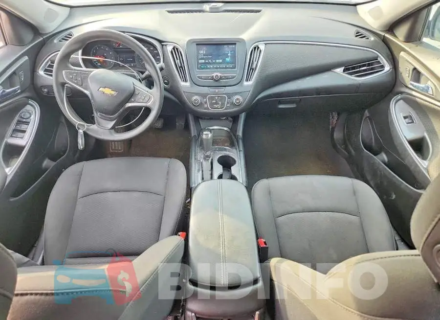 1G1ZD5ST7JF263402 Photo# 8