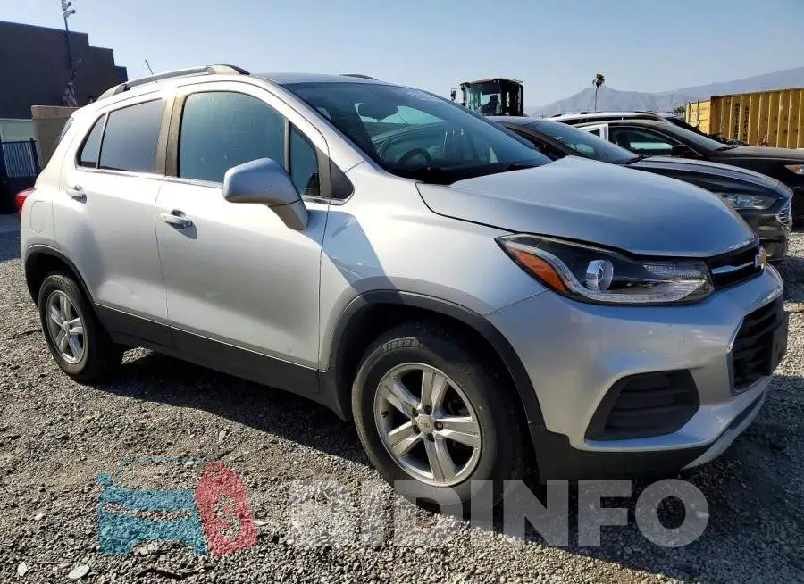 KL7CJPSB8LB330864 Photo# 4