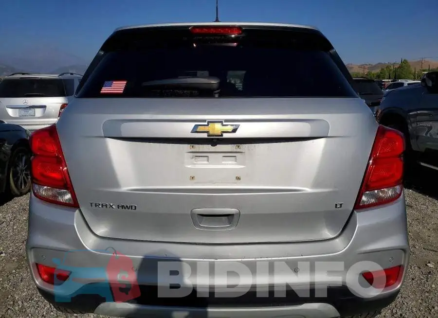 KL7CJPSB8LB330864 Photo# 6