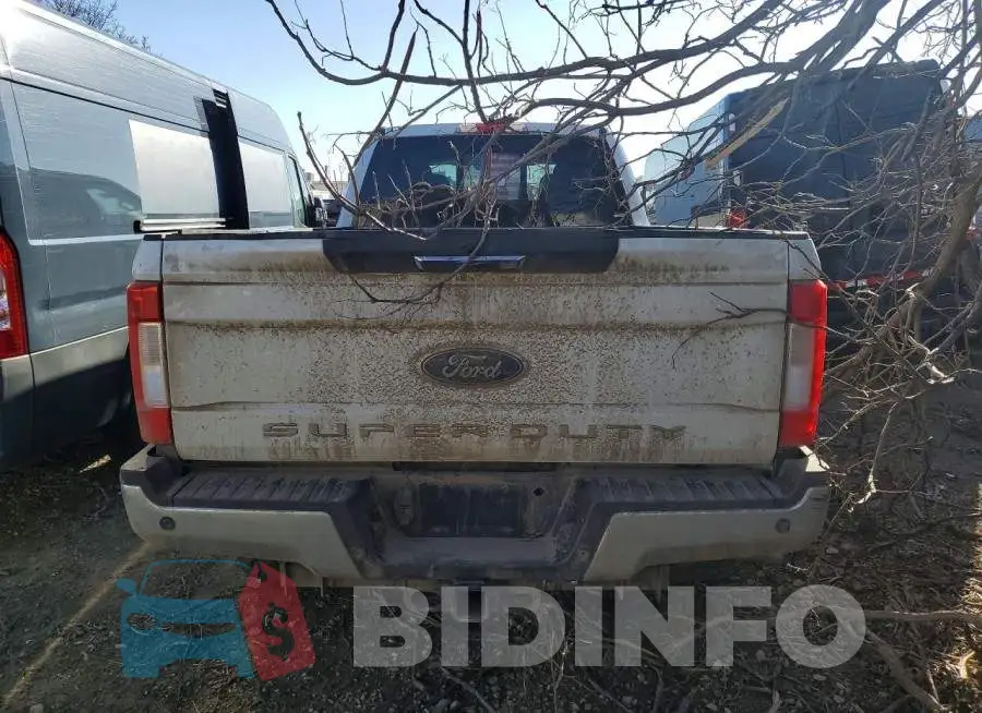 1FT8W3BT5JEB50927 Photo# 6