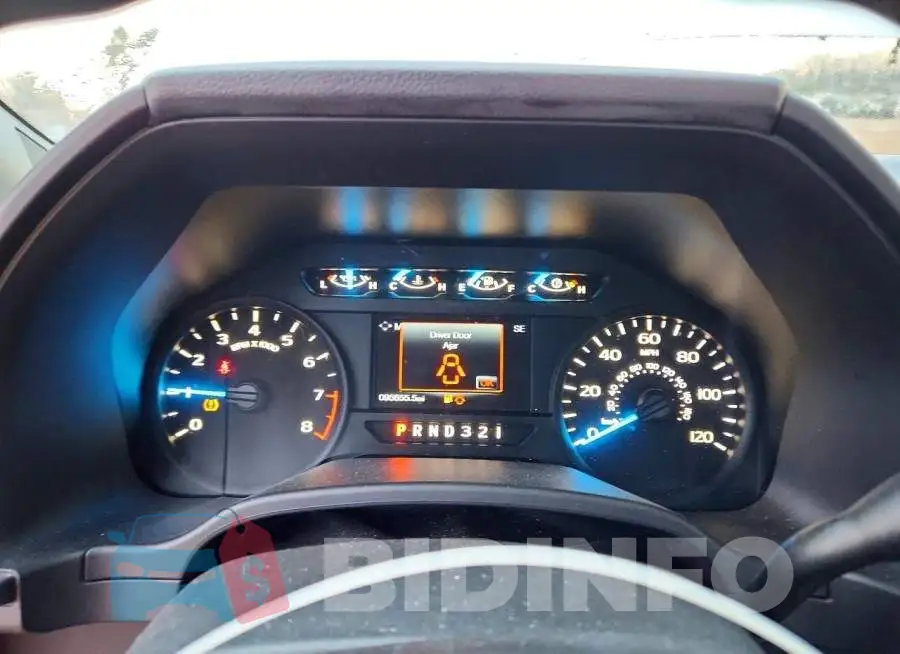 1FTMF1C86HKD02724 Photo# 9