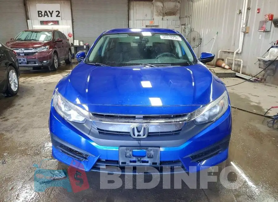 19XFC2F57HE046945 Photo# 5
