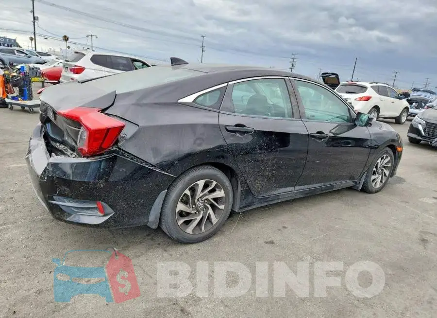 19XFC2F70HE211431 Photo# 3