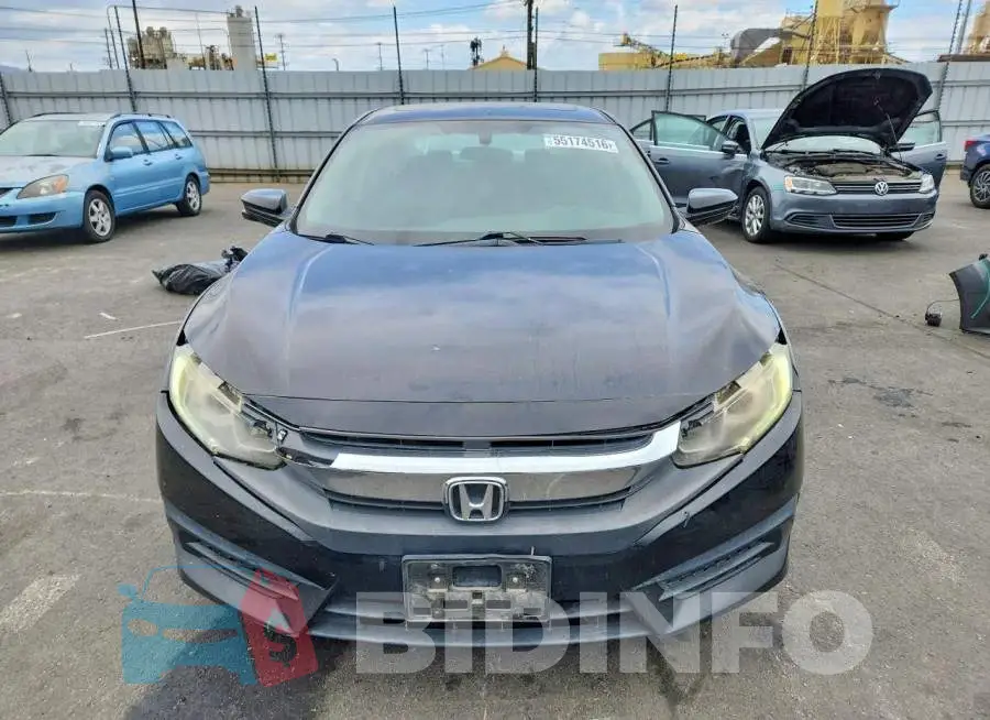 19XFC2F70HE211431 Photo# 5