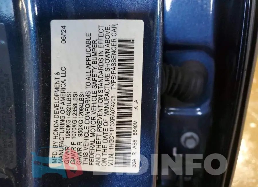 1HGCY1F3XRA074208 Photo# 13