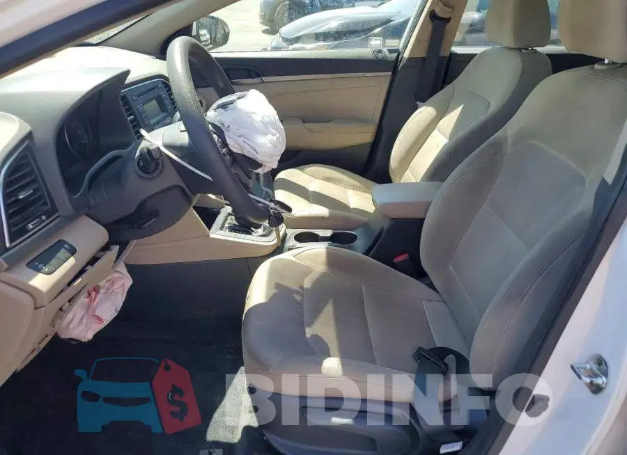 5NPD74LF3JH329025 Photo# 7