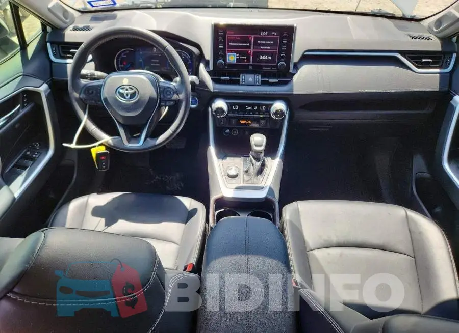 2T3D6RFV8MW025883 Photo# 8