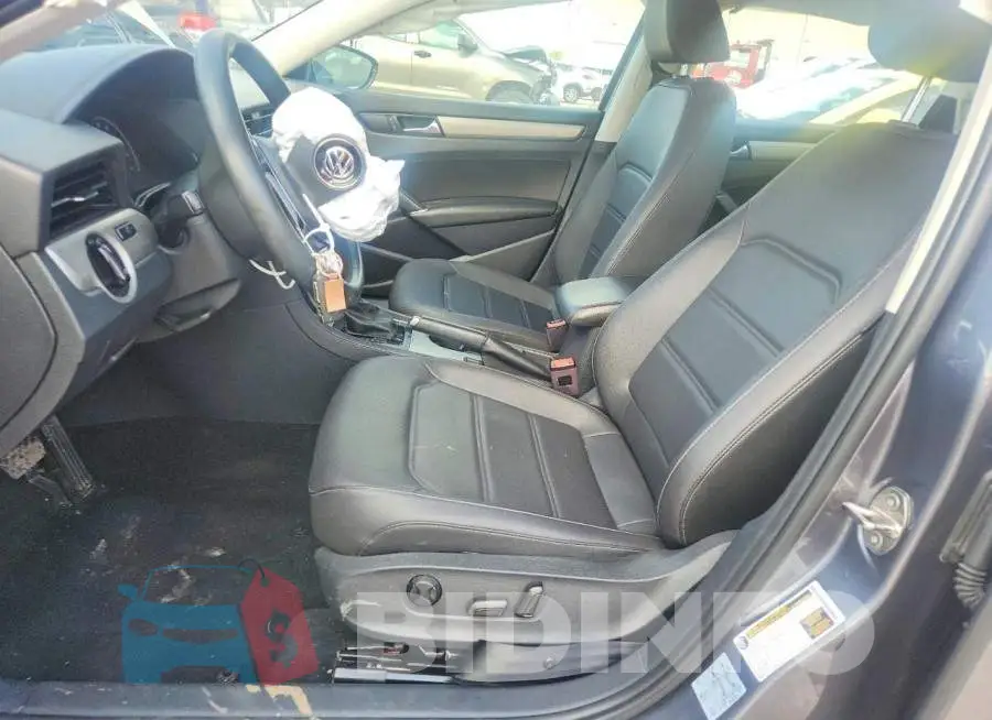 1VWSA7A33MC014189 Photo# 7