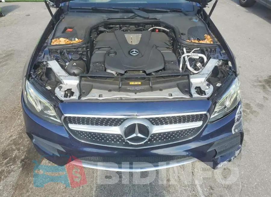 WDD1J6FB7JF014897 Photo# 11