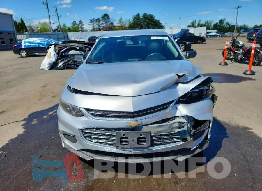 1G1ZB5ST6HF125947 Photo# 5