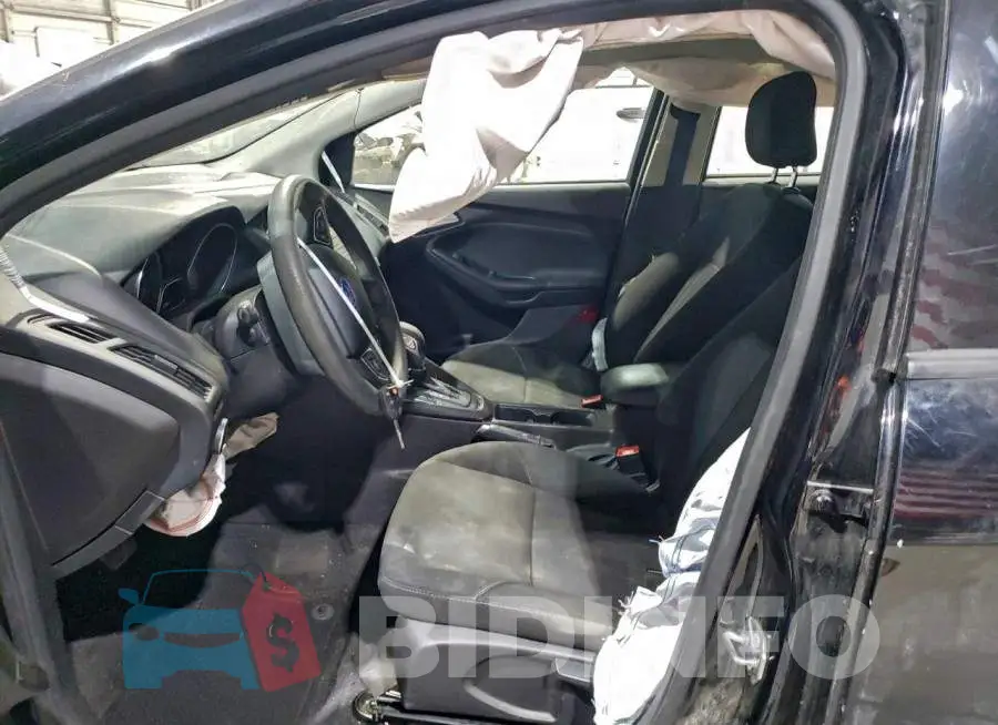 1FADP3F2XHL263412 Photo# 7