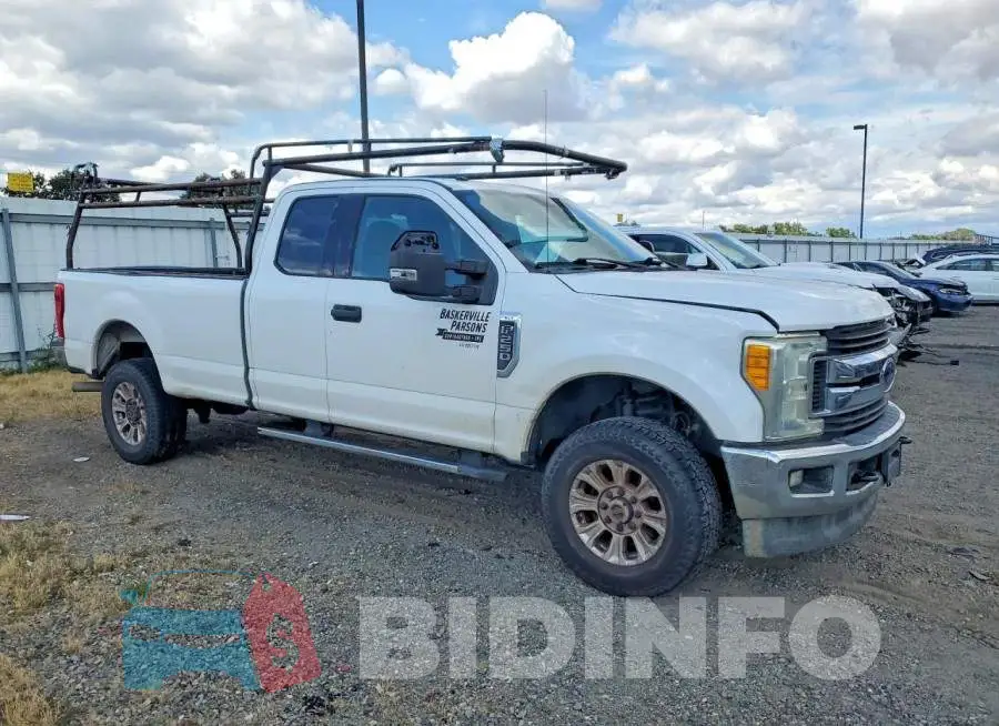 1FT7X2B65HEC15539 Photo# 4