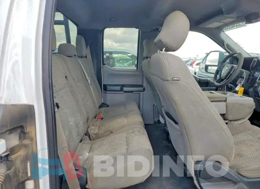 1FT7X2B65HEC15539 Photo# 10