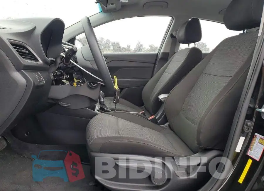 3KPC24A35KE051155 Photo# 7