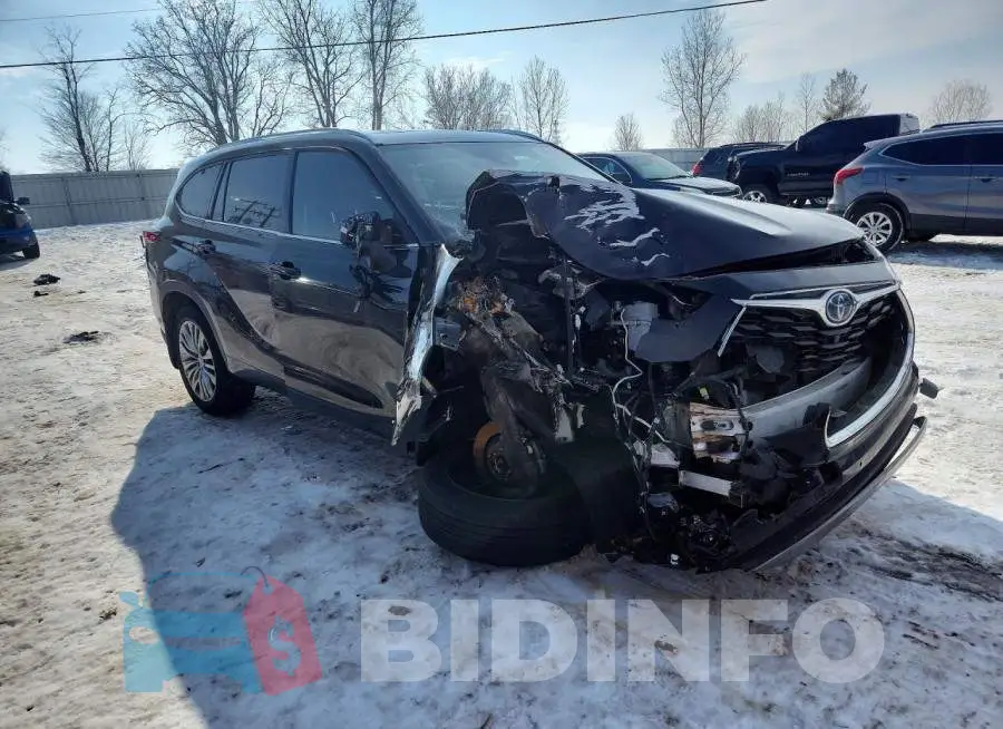 5TDEBRCH6NS101117 Photo# 4