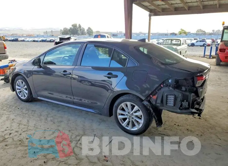 5YFB4MDE4RP127265 Photo# 2