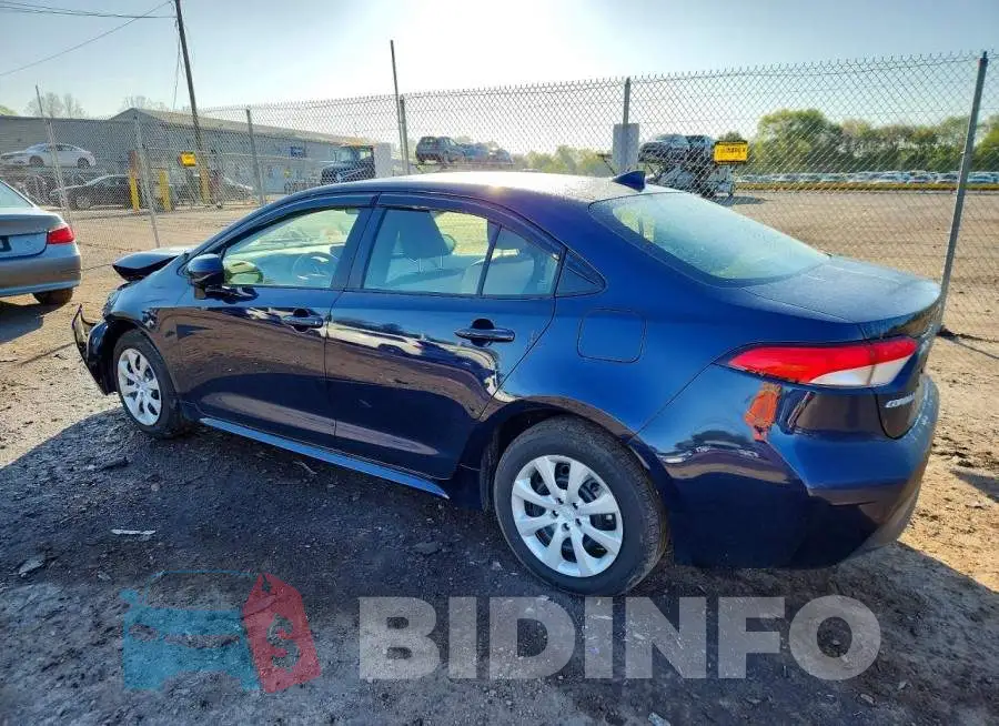 JTDBCMFE4T3138864 Photo# 2