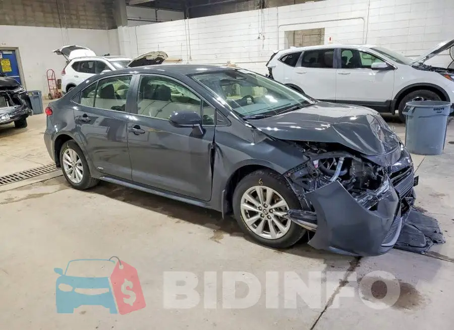 JTDBDMHE2R3008911 Photo# 4