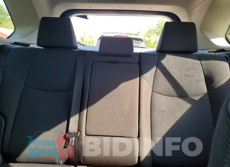 JTMF1RFV2KD505371 Photo# 10