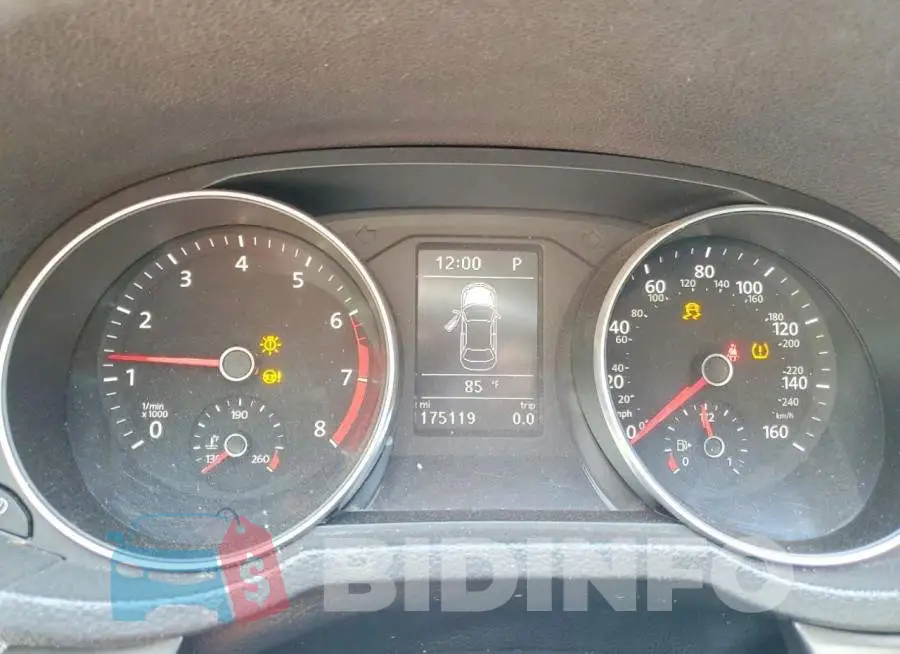 1VWDT7A33HC042177 Photo# 9
