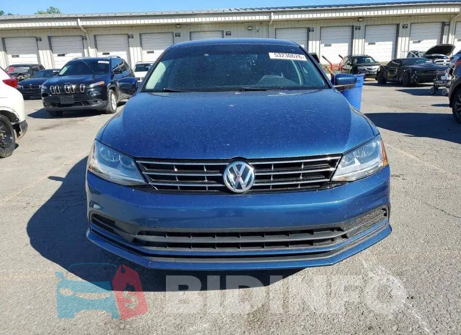 3VW2B7AJ2JM262536 Photo# 5