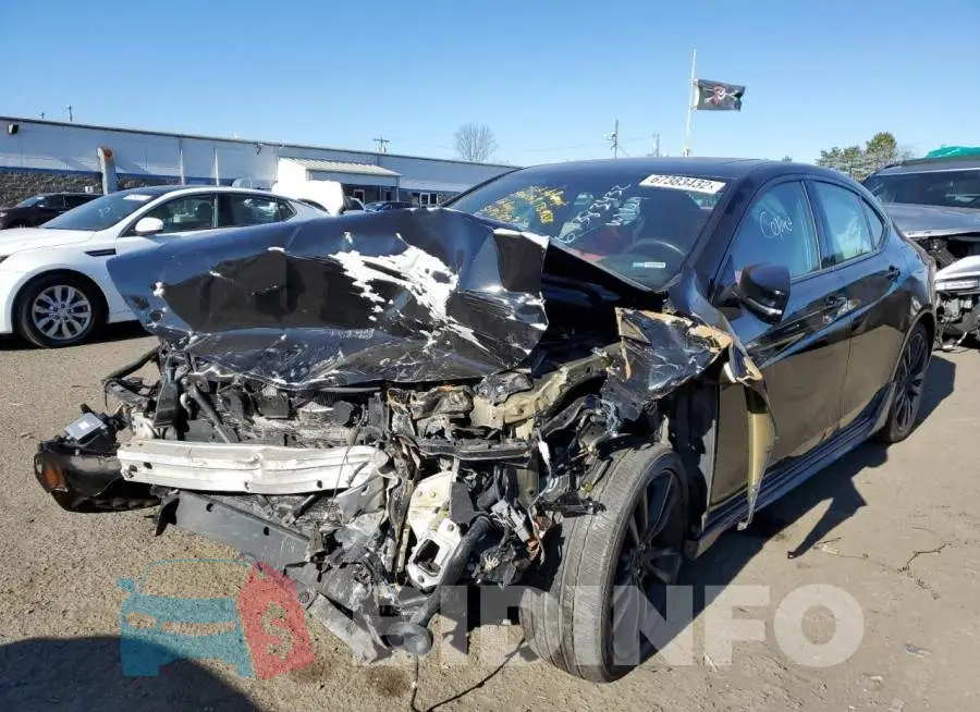 19UUB2F67JA011383 Photo# 1