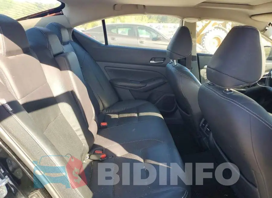 1N4BL4EV1KC258062 Photo# 10