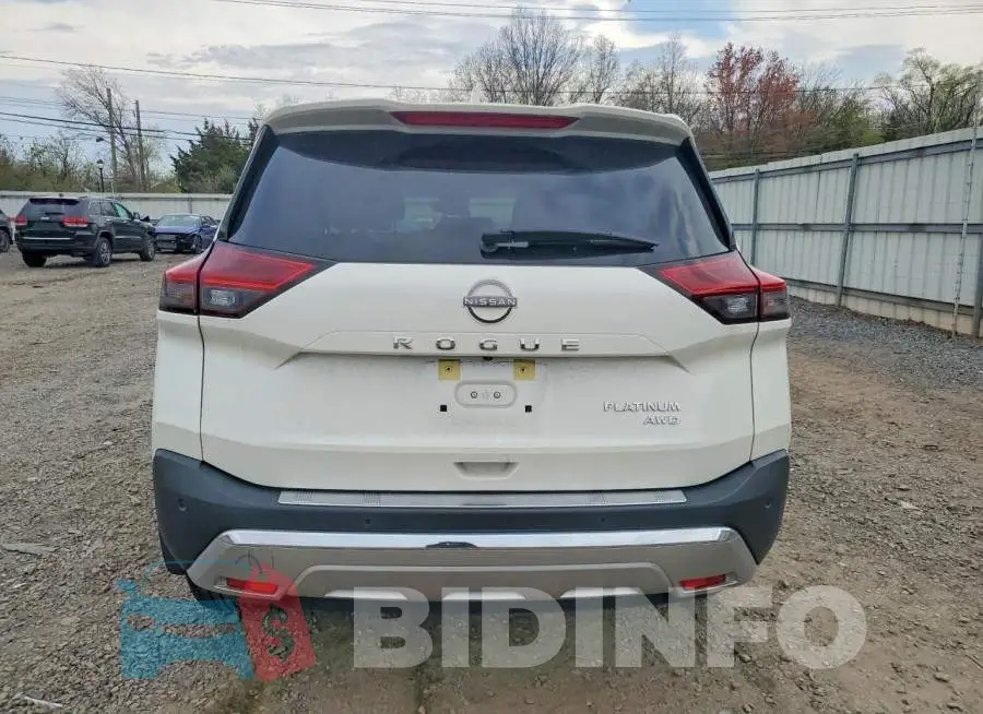 JN8BT3DD8NW270424 Photo# 6